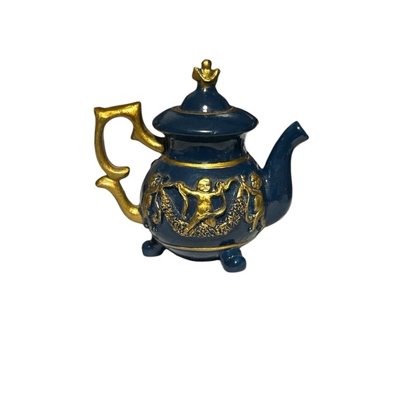 Collectible Vintage Decorative Resin Miniature Teapot , Set 3 PCS - Picture 7 of 8